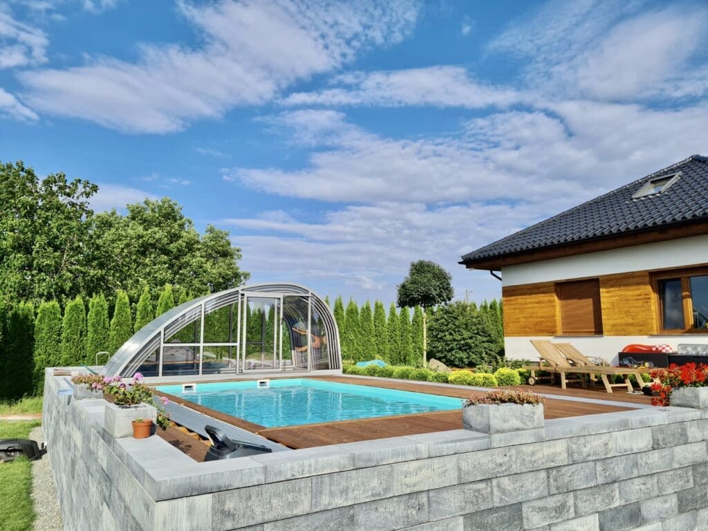 Panorama Pool Enclosure