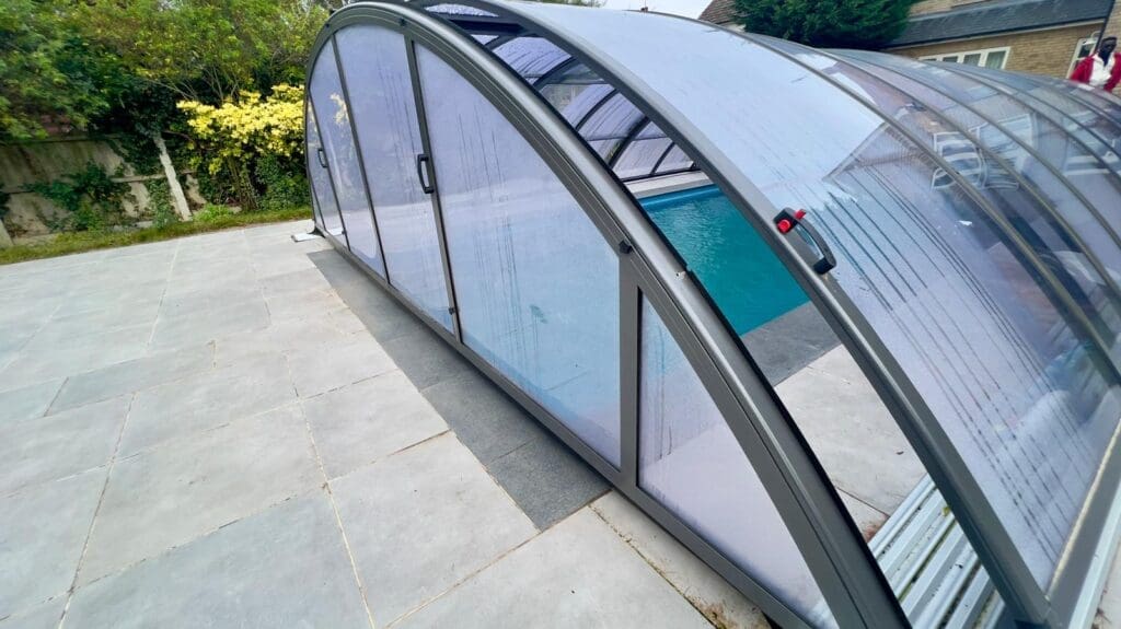 Are Indoor Pools Energy Efficient in the UK? swimming pool with enclosure