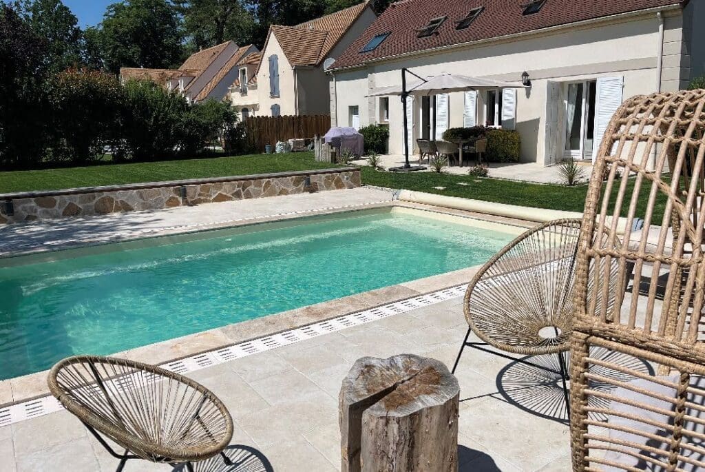 relaxation pool