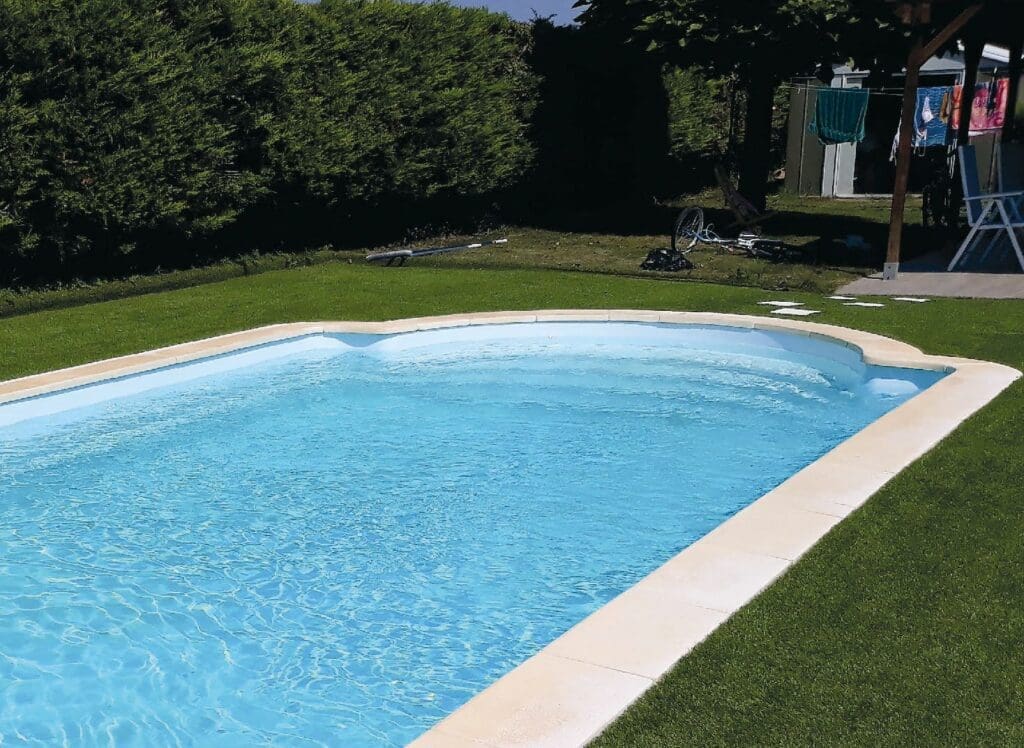 romaine pool